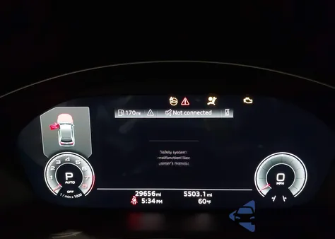 2021 Audi Q5 Sportback Premium Plus 45 Tfsi Quattro S Tronic from USA, damaged, VIN WA15AAFY0M2074111